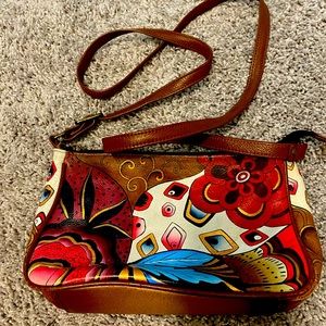 Anna by Anuschka
Mini Wide Crossbody - 8314